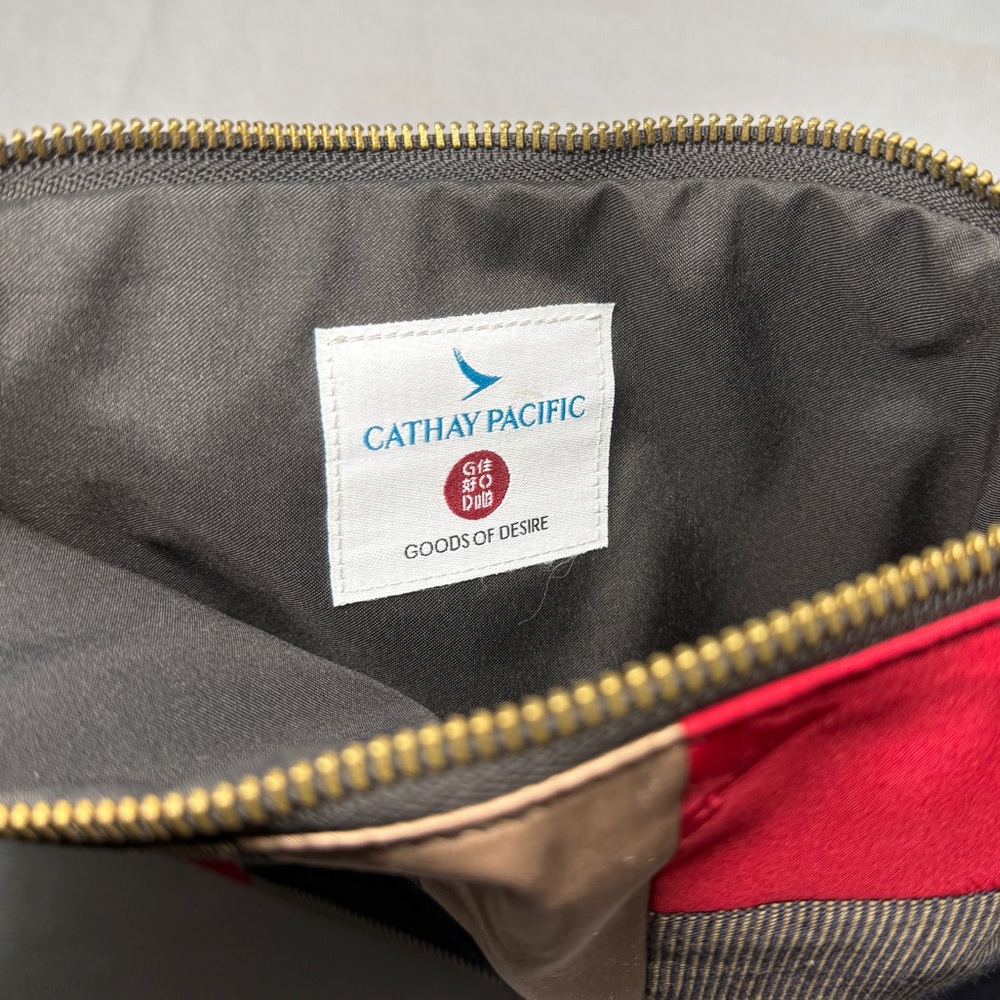 HP ❤️ Upcycyled Cathay Pacific Uniform Pouch - Picture 2 of 5